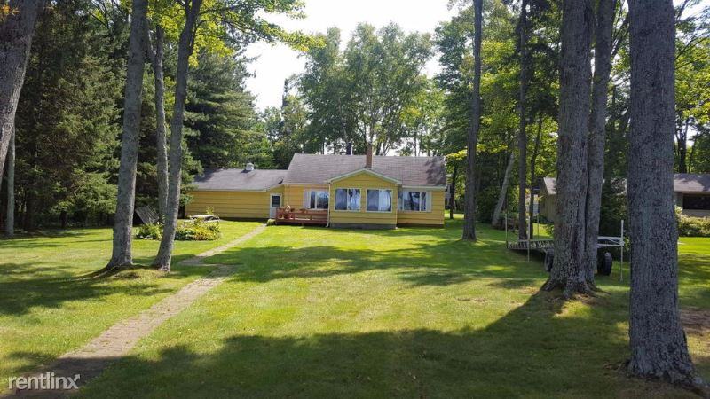 3400 Lakeshore Dr - Photo 2 of 13