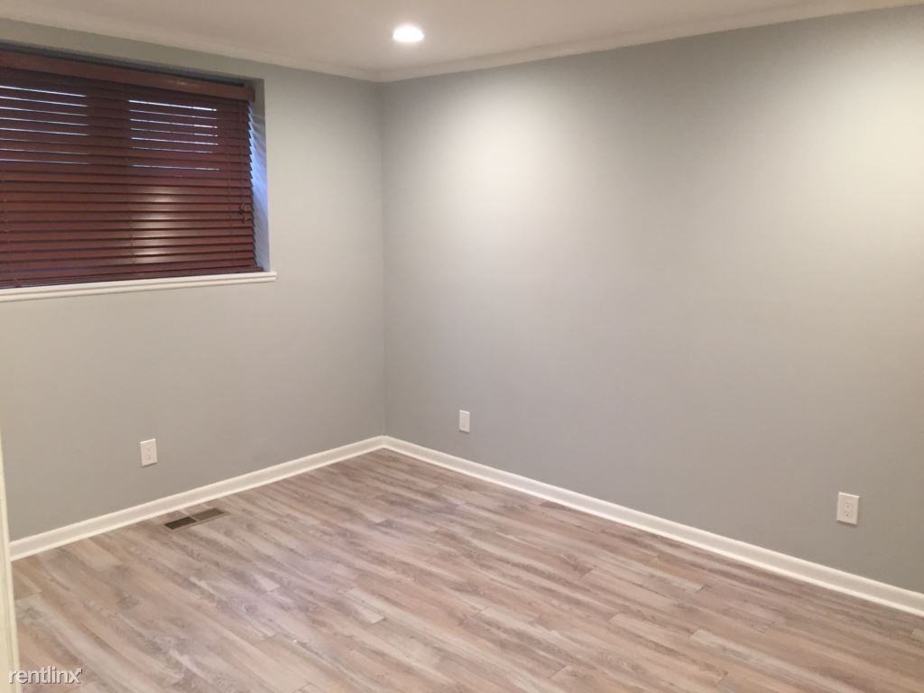 1539 South St #A - Photo 2 of 12