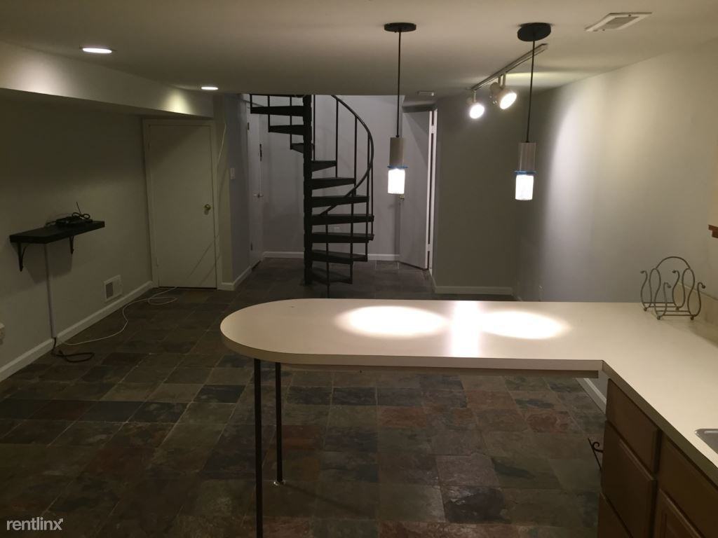1539 South St #A - Photo 3 of 12