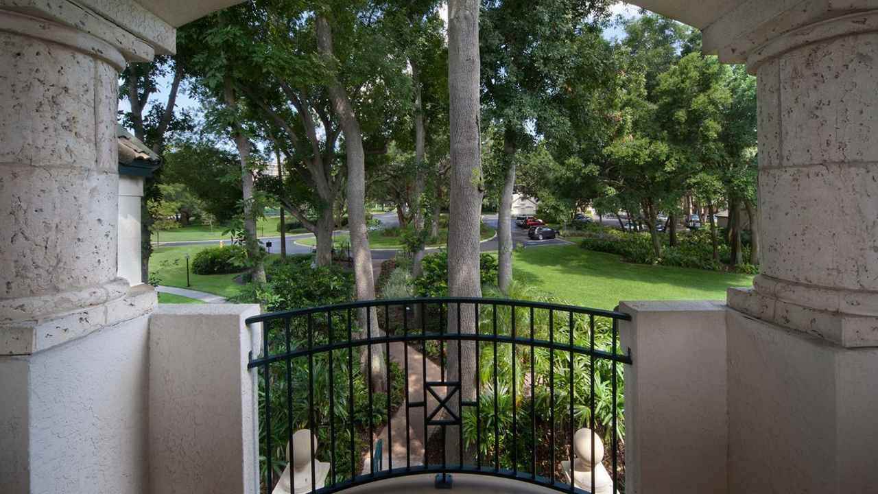 Bayside Arbors - Photo 3 of 27