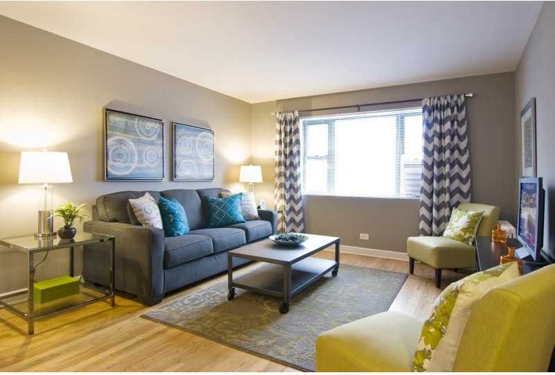 Elmhurst Terrace - Photo 2 of 20