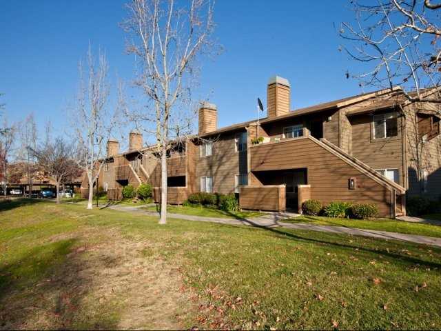 Elan River Village - Photo 3 of 50