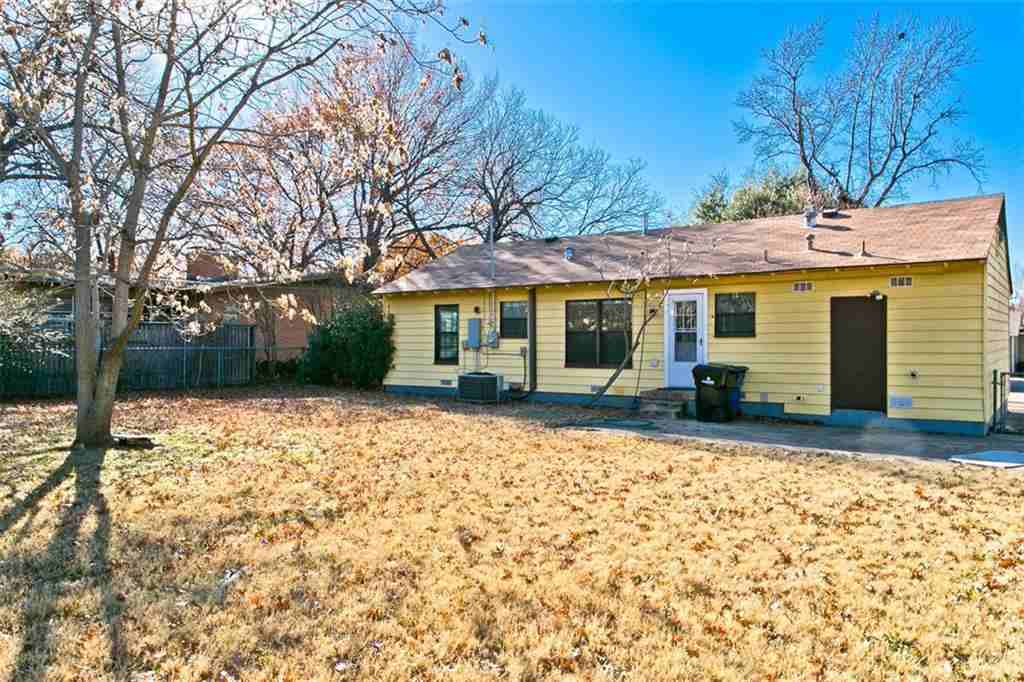 9440 Magnolia Rd - Photo 2 of 29