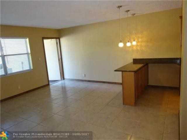 2850 NE 14th Street Causeway - Photo 3 of 6