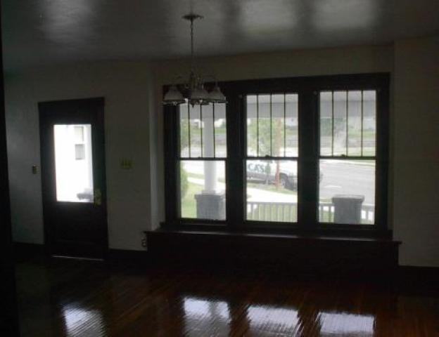 1267 S Galena Ave - Photo 2 of 6