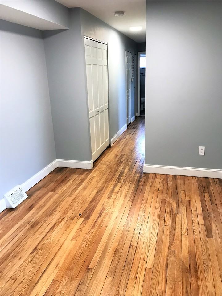 5527 Cadillac Ave - Photo 2 of 8