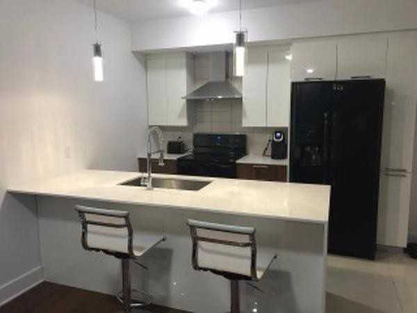 359 Boulevard Brunswick - Photo 3 of 9