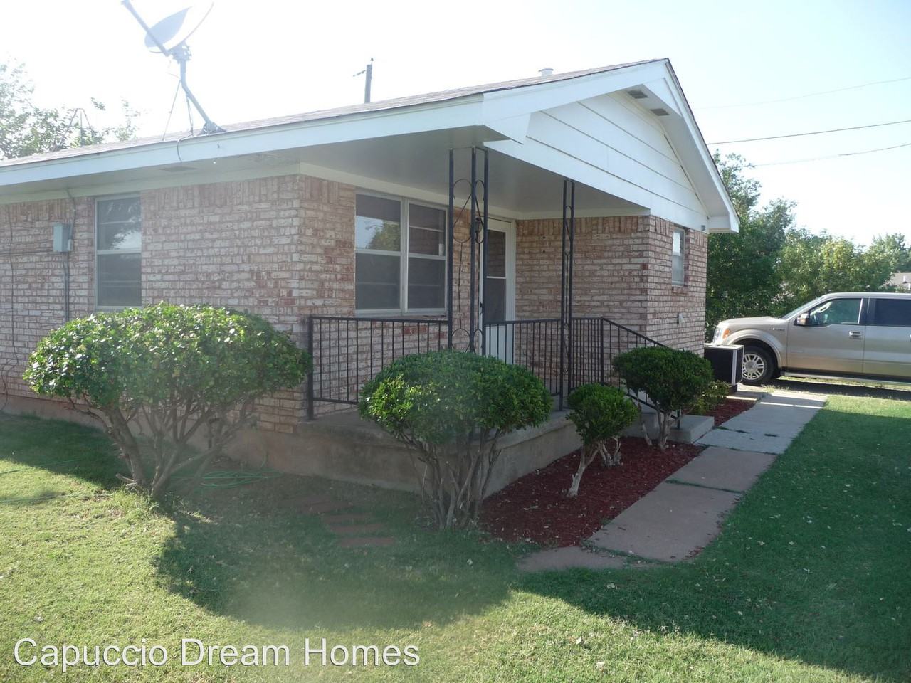 108 Sunny Ln - Photo 3 of 12