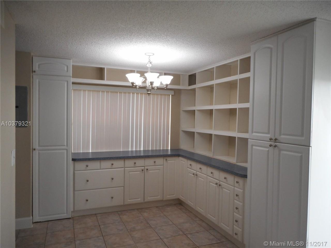 301 86 ave #102 - Photo 3 of 6