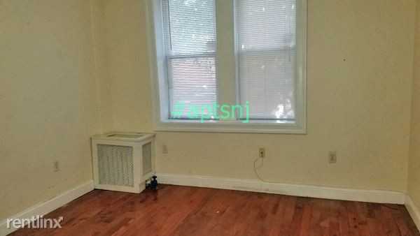 118 74th St - Photo 2 of 28