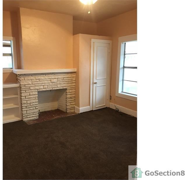 913 NE 32nd St - Photo 2 of 9