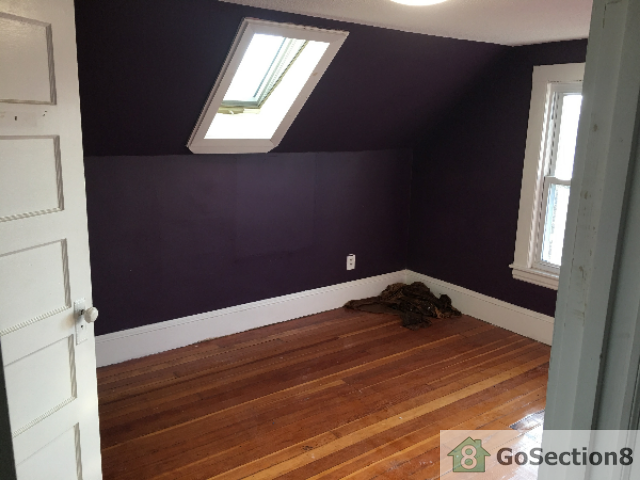 36 Sylvan St - Photo 2 of 11