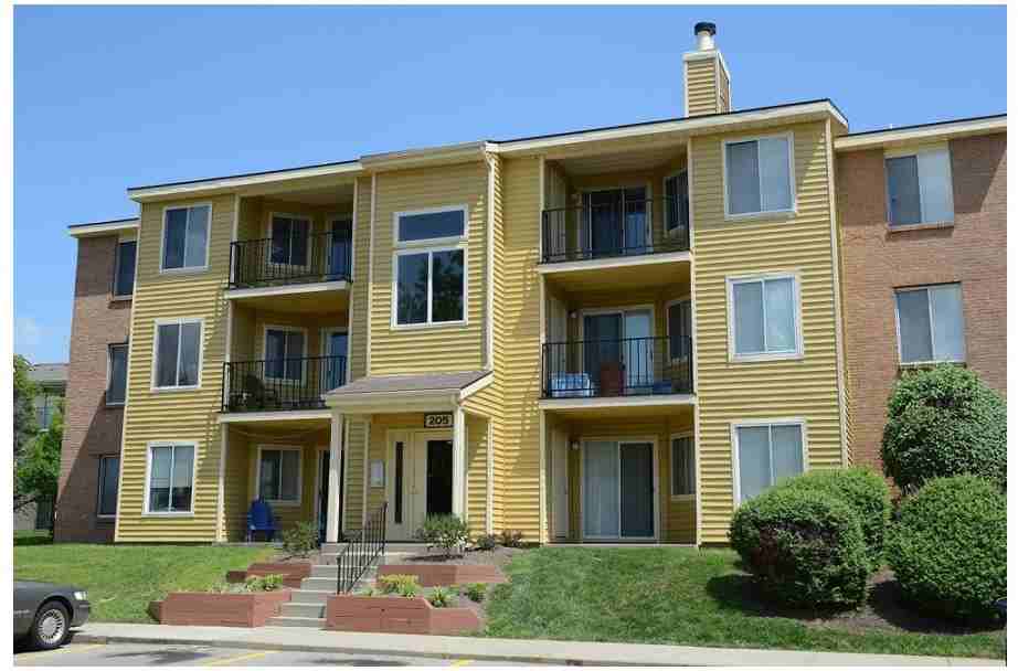 Cobblestone Grove - Photo 2 of 33