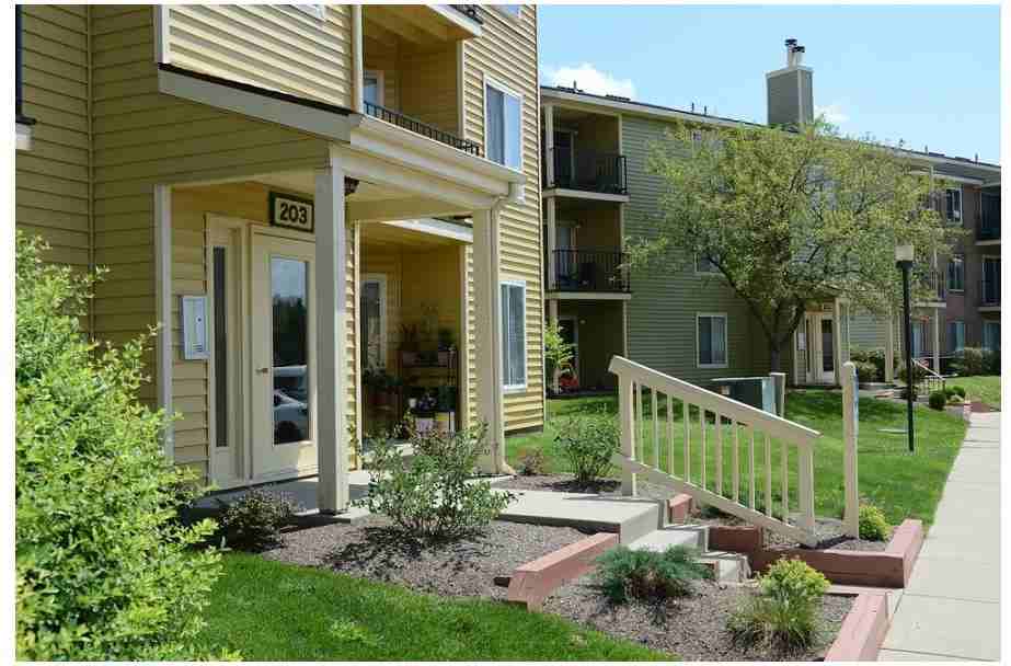 Cobblestone Grove - Photo 3 of 33