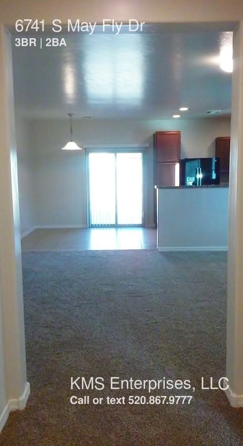 6741 S May Fly Dr - Photo 2 of 33