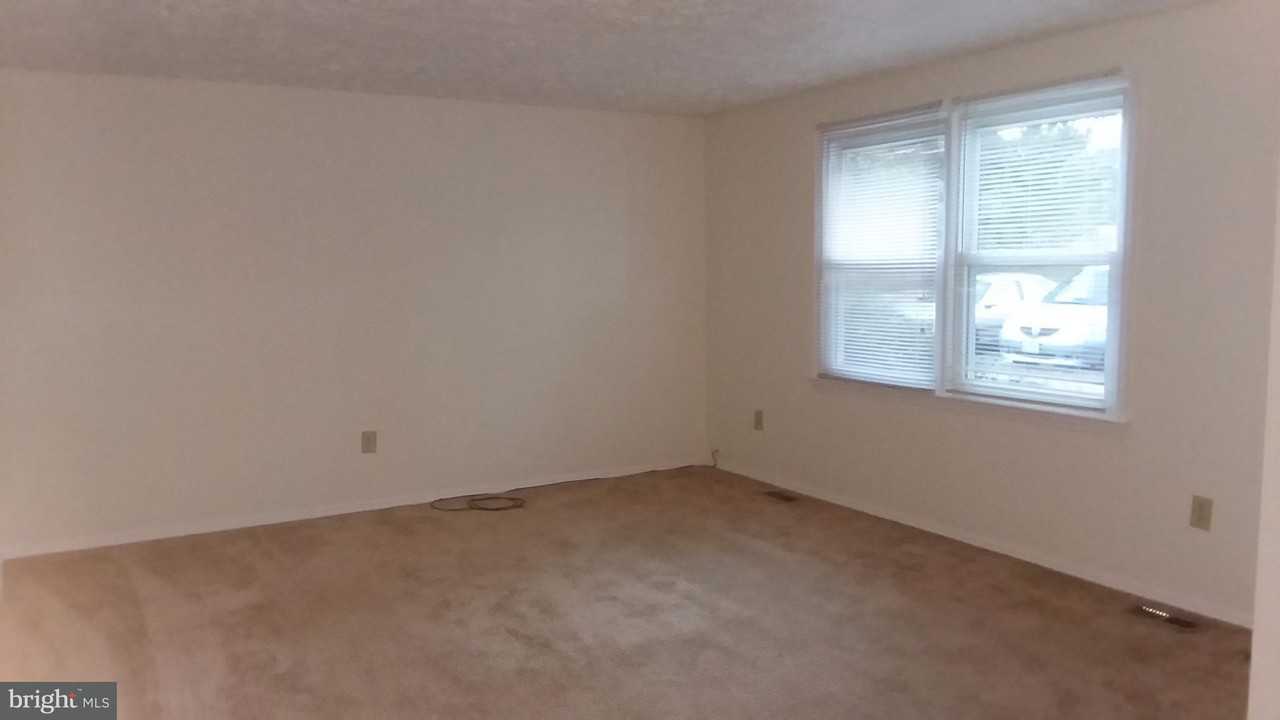 20815 Harlequin Ln - Photo 2 of 9