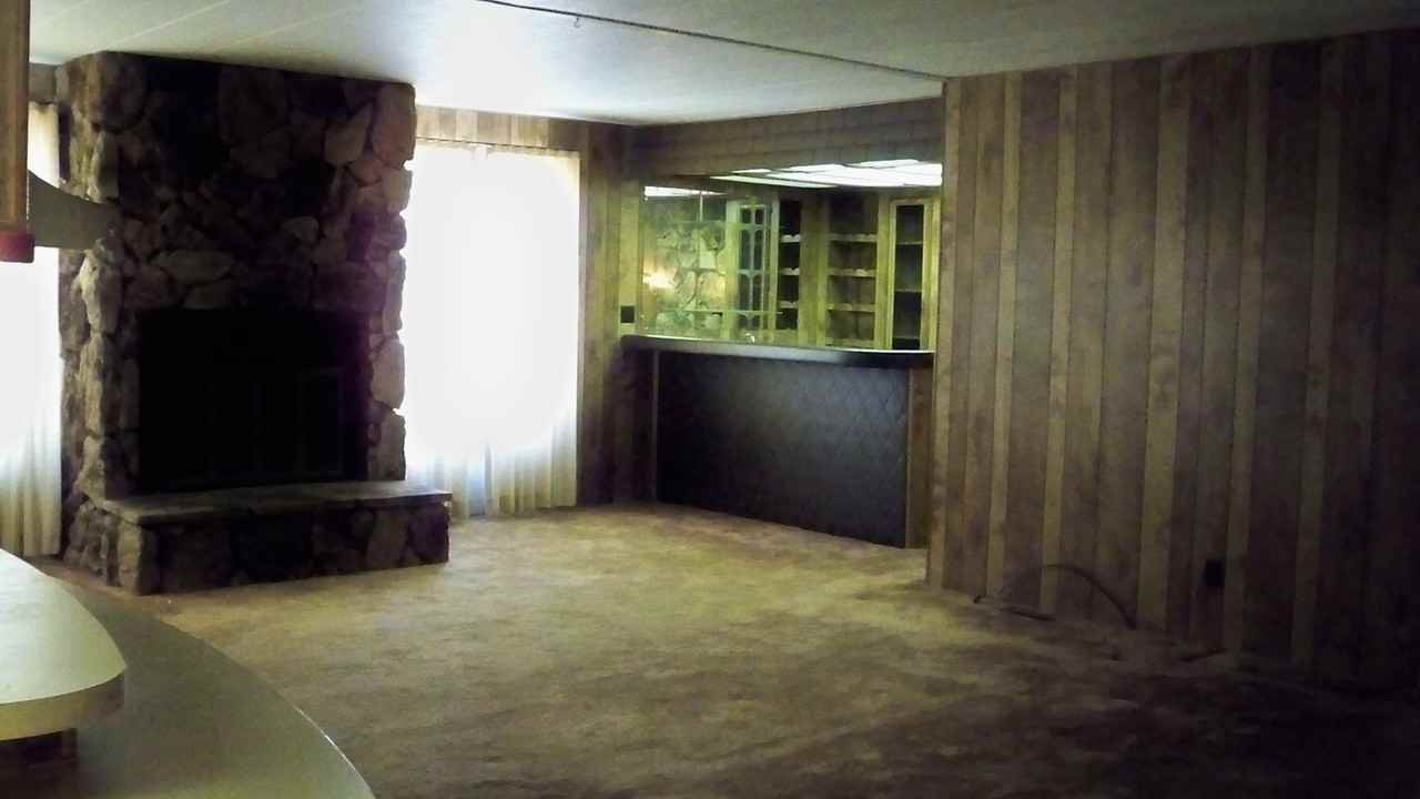 26090 Sago Palm Dr - Photo 2 of 8