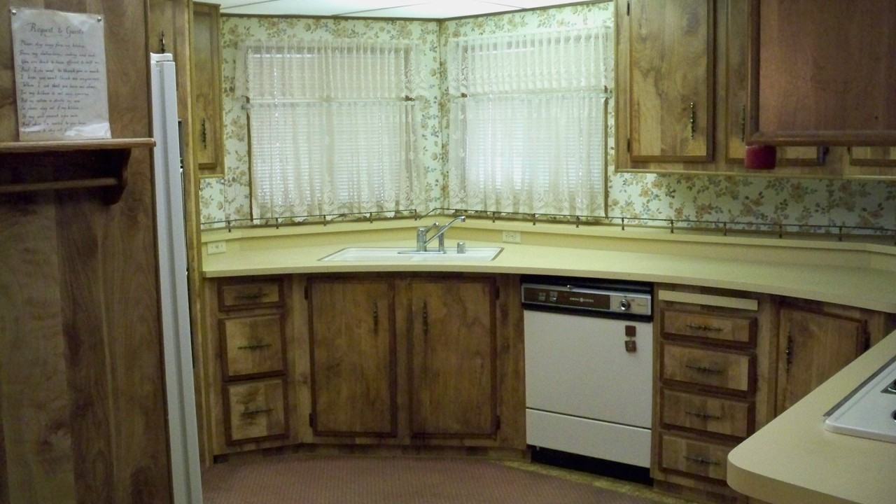 26090 Sago Palm Dr - Photo 3 of 8