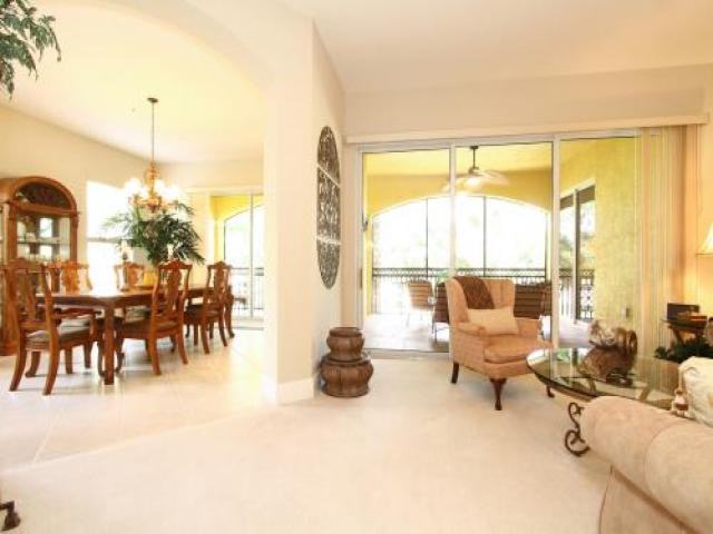 9094 Cascada Way - Photo 2 of 6