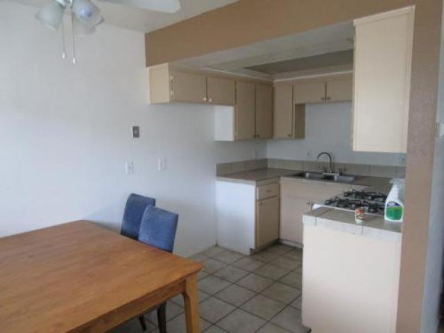 2101 Belshaw St - Photo 2 of 6