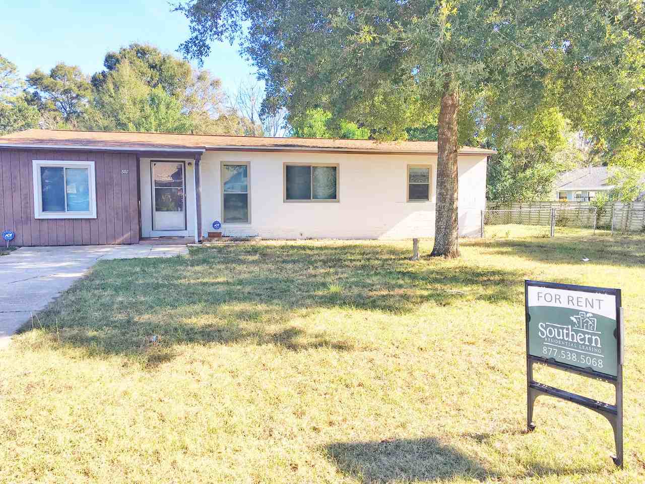 380 N 57th Ave - Photo 3 of 16