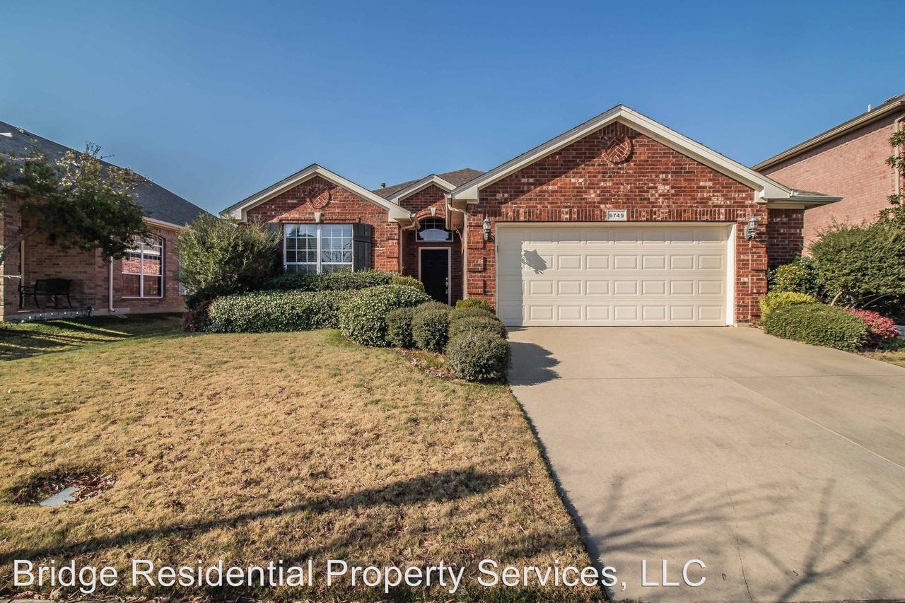 9749 Delmonico Dr - Photo 2 of 36