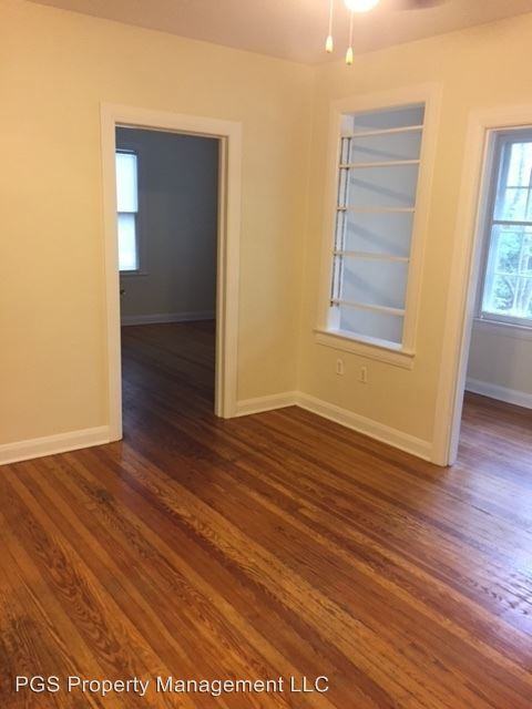 512 Harwood St #4 - Photo 2 of 7