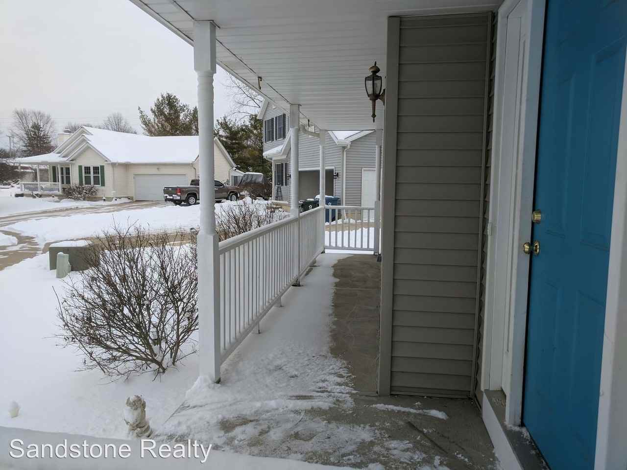 126 Park St - Photo 2 of 36