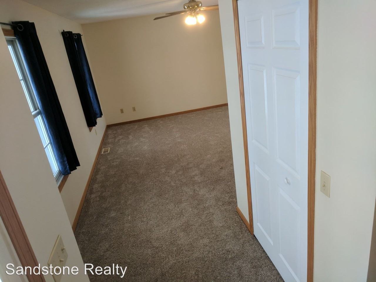 126 Park St - Photo 3 of 36