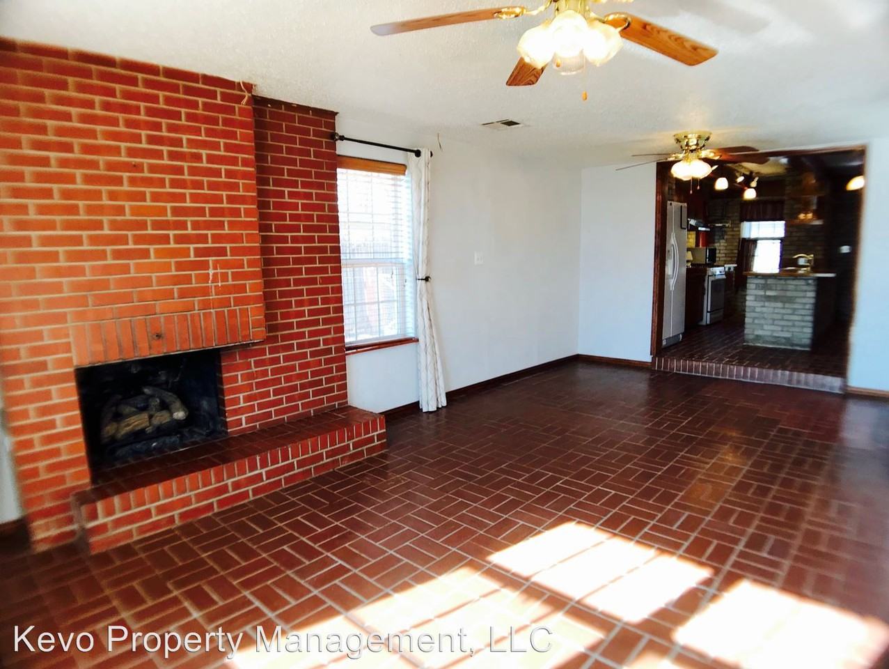 29 SE 51st St - Photo 2 of 14