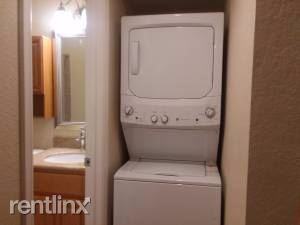 57 S Park Victoria Dr - Photo 3 of 16