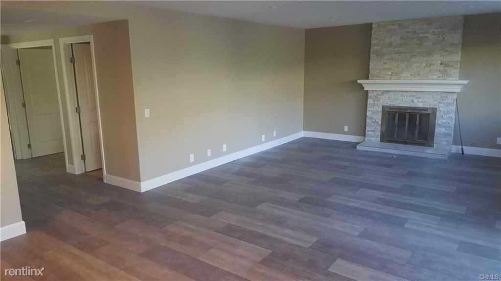 1014 Damascus Cir - Photo 3 of 30