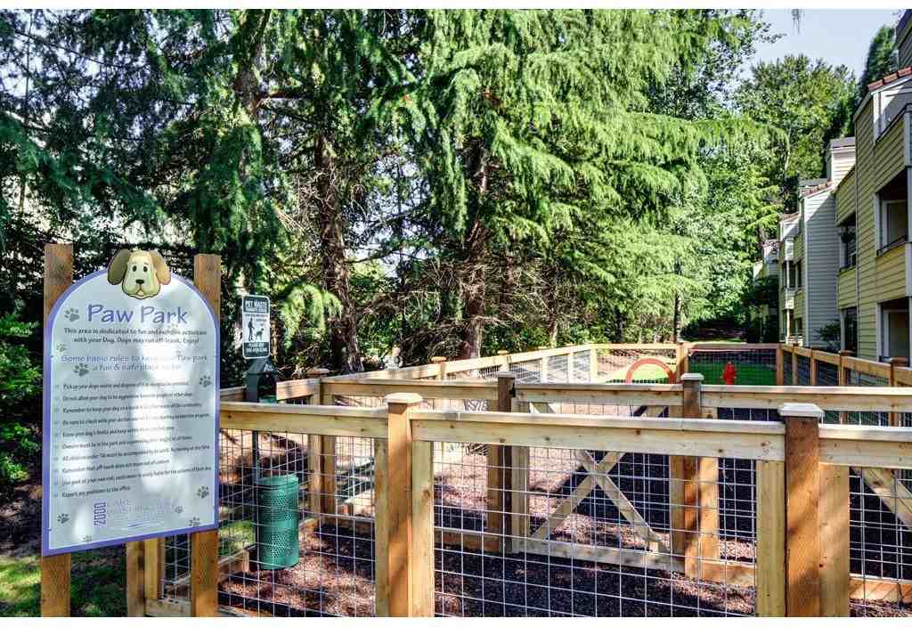 2000 Lake Washington - Photo 3 of 15