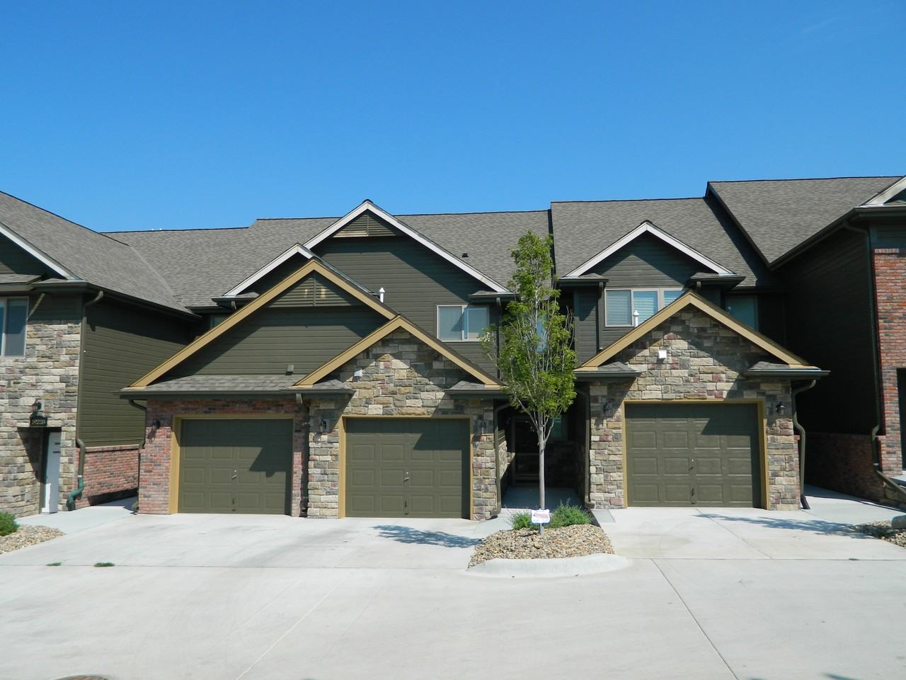 Bellbrook Townhomes - Photo 3 of 13