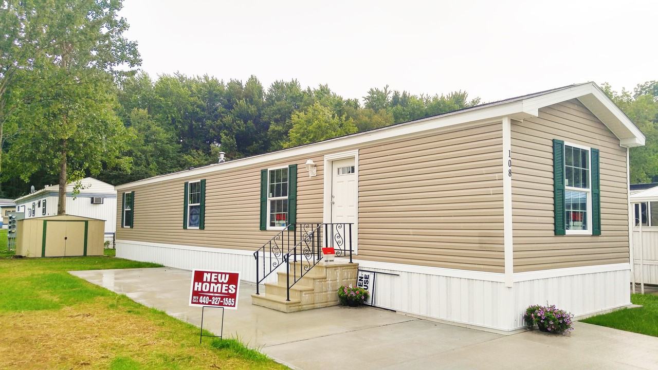 Pine Ridge Mobile Home Park - Photo 2 of 18