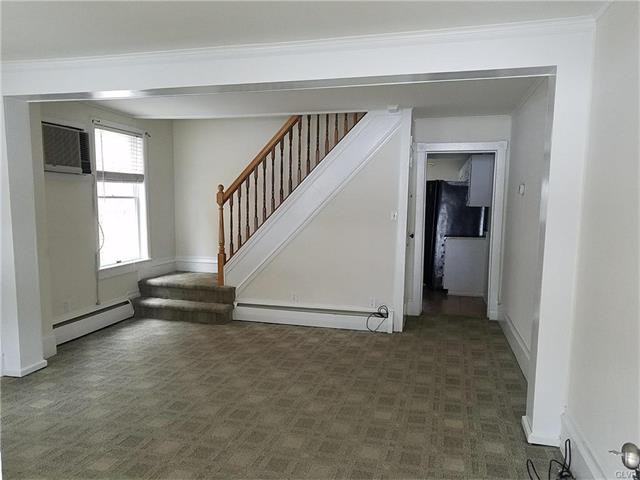 260 Franklin St - Photo 2 of 13