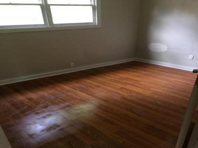 1613 Patterson Ave SW - Photo 2 of 6