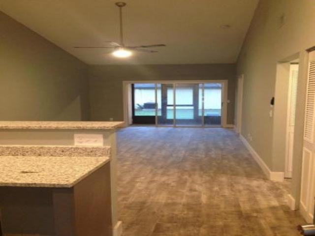 575 Capistrano Ct - Photo 3 of 6