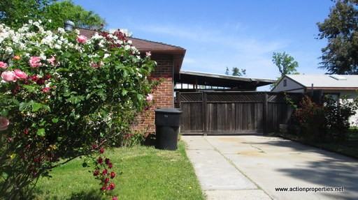 313 Marian Ave - Photo 2 of 3