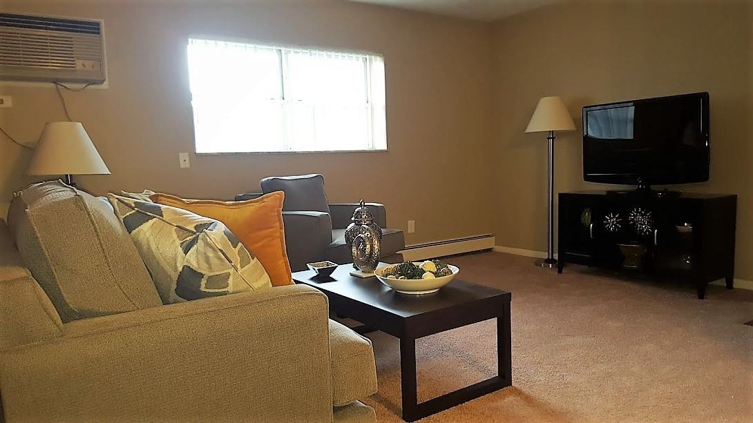 Fox Run Apartments - Photo 6 of 17