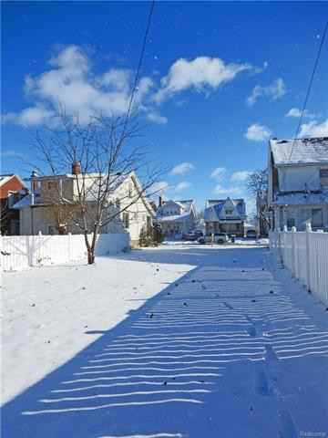 7025 Jonathon St - Photo 3 of 8