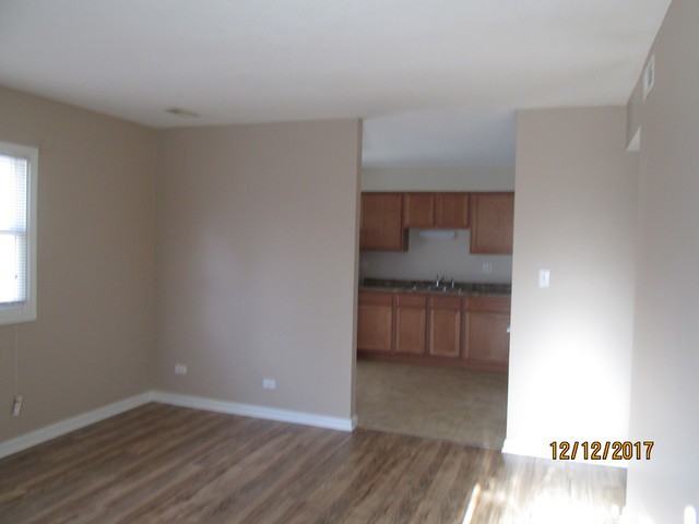 195 Thomas Ct #A - Photo 3 of 11