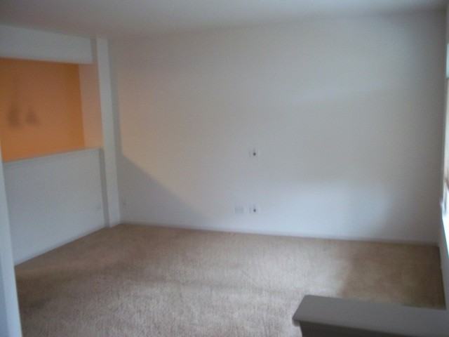 39644 Warren Ln - Photo 2 of 14