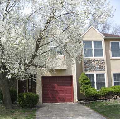 119 Lakeside Dr - Photo 2 of 13