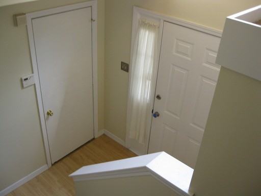 119 Lakeside Dr - Photo 3 of 13