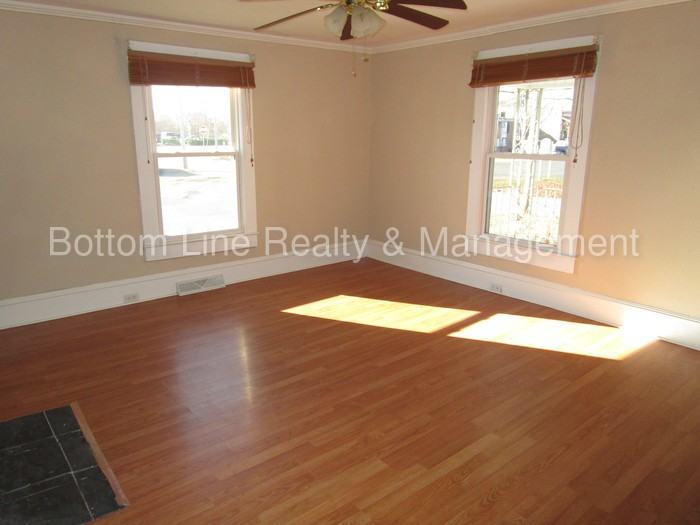 12 St Charles Ave NE - Photo 2 of 11