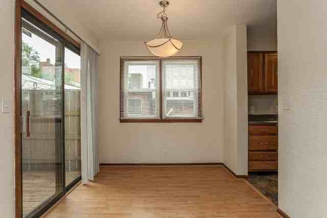 1011 West 48th Street - Photo 3 of 24