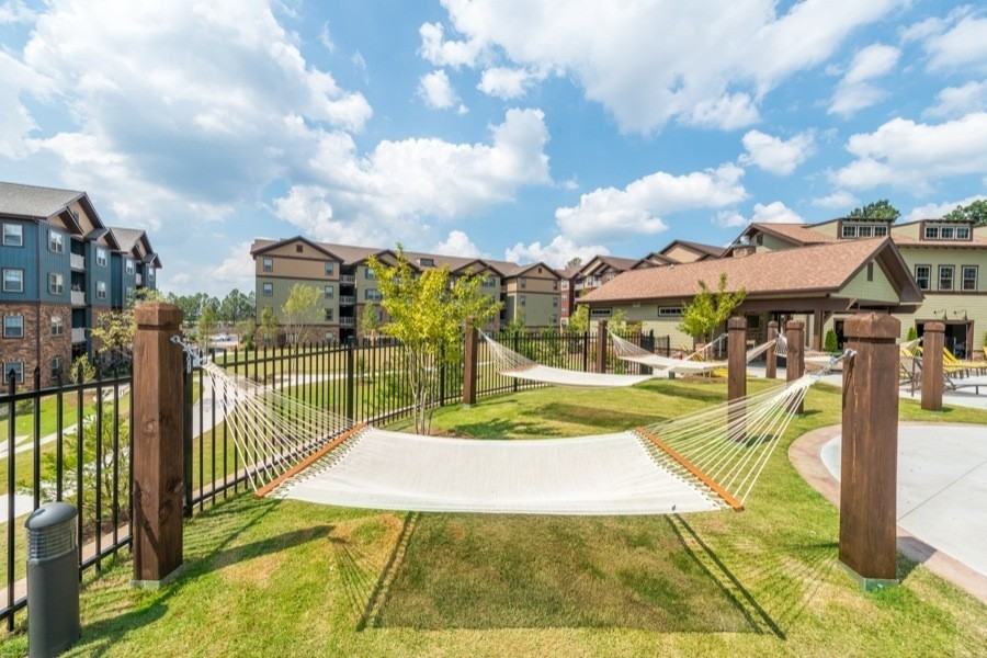 West 22 - Photo 3 of 50