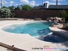 8311 W Dreyfus Dr - Photo 2 of 15