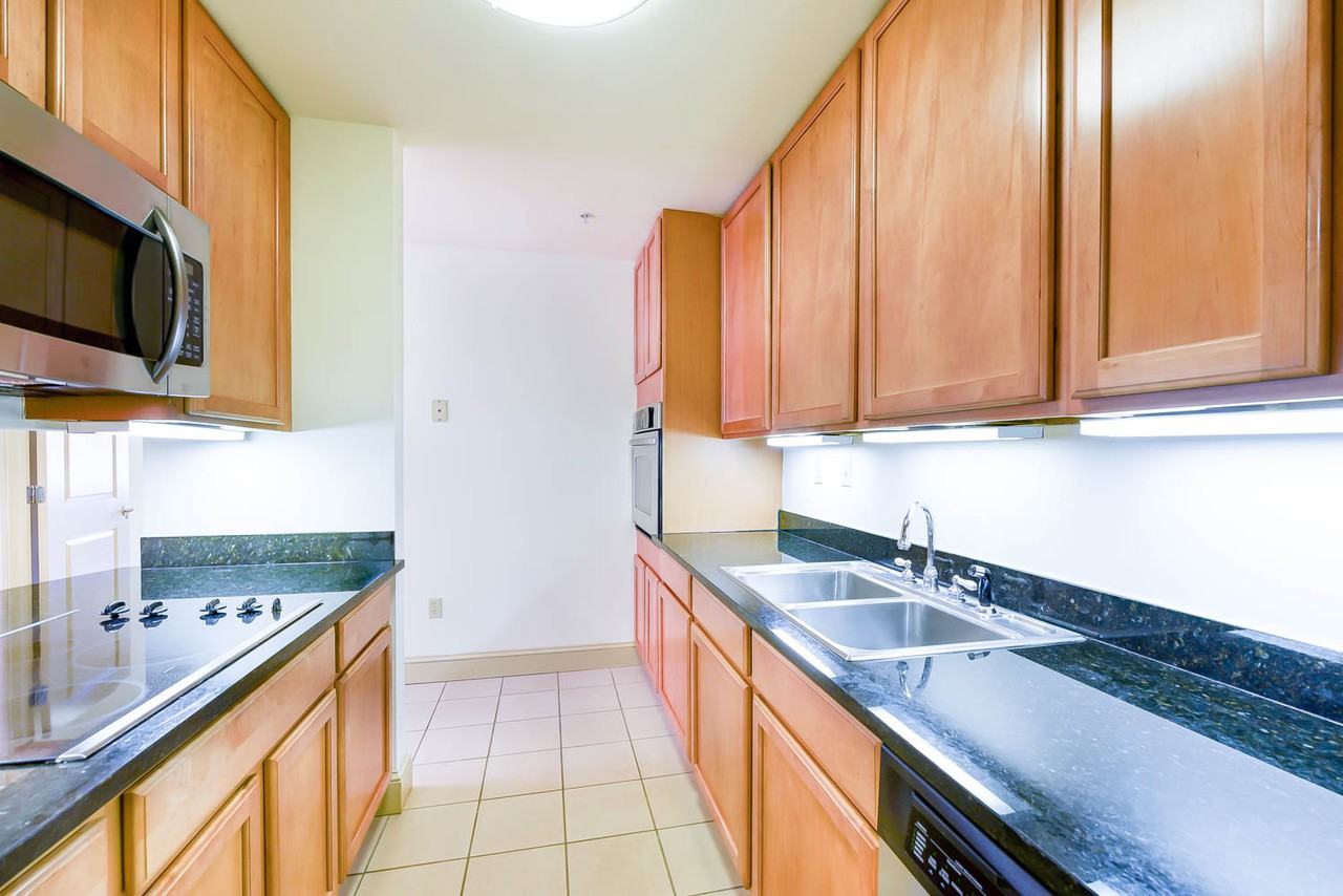 515 9th Street Northwest #6D - Photo 3 of 35
